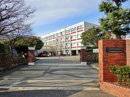 兵庫県立神戸商業高等学校の画像1