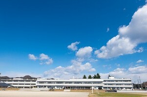 佐野市立あそ野学園義務教育学校の画像1