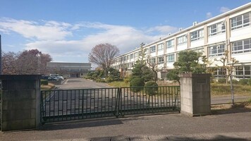 春日井市立中部中学校の画像1